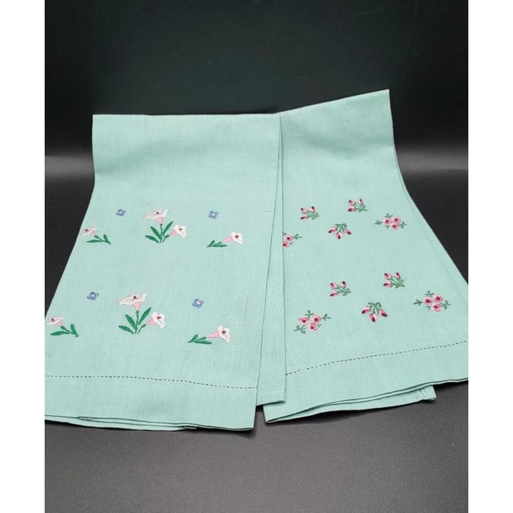 Set of 2 Hand Embroidered Tea Finger Towels Vintage